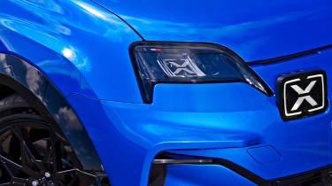 Alpine A290 UK - headlight