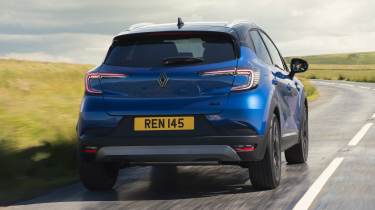 Renault Captur facelift UK - rear tracking