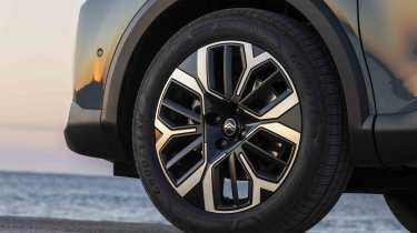 Citroen C4 - alloy wheel detail