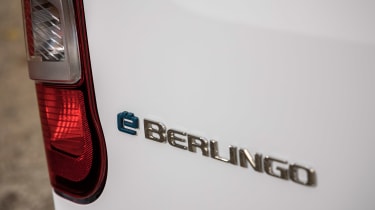 Citroen e-Berlingo - rear badge
