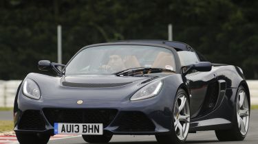 Lotus Exige S Roadster driving