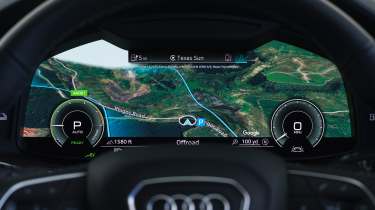 Audi Q7 - driver display maps