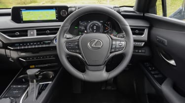 Lexus UX 250h - interior