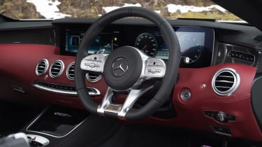 Mercedes-AMG S 63 Coupe - steering wheel