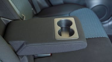 Nissan Note 1.2 DIG-S cup holders