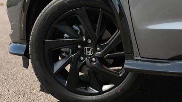Honda HR-V Sport - wheel
