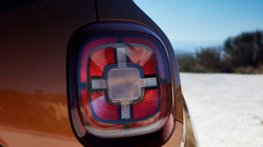 Dacia Duster - rear light