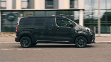 Fiat E-Scudo - side action