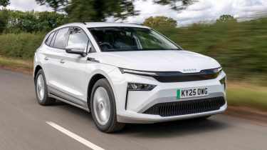 Skoda Enyaq - front tracking