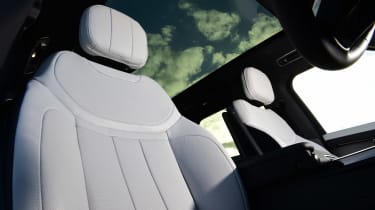 Range Rover Sport - seat detail