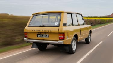 Range Rover Mk1 – rear tracking