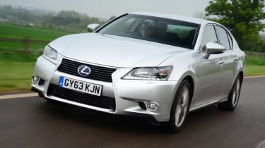 Lexus GS 300h Luxury front