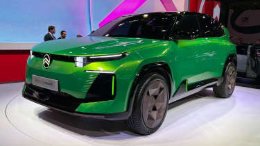 Citroen C5 Aircross concept Paris Motor Show - front 3/4