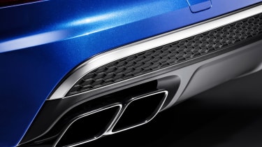 Audi SQ7 blue - exhaust