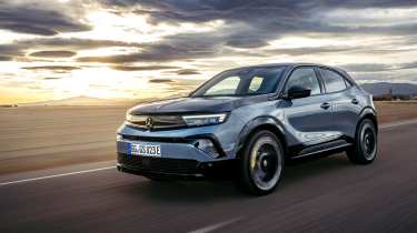 Vauxhall Mokka GSE 2025 - front tracking