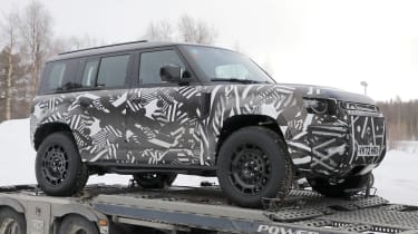 Land Rover Defender SVX - front