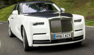 Rolls-Royce Phantom - grille