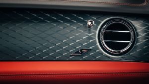 Bentley Bentayga S - interior detail
