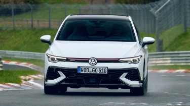 Volkswagen Golf GTI Clubsport - front cornering