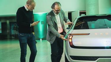 Skoda Vision O concept - Phil and rear lights