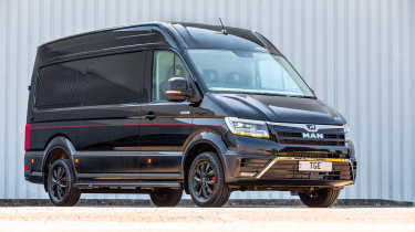 MAN TGE - front