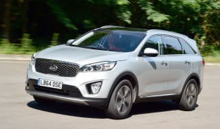 Kia Sorento - front tracking