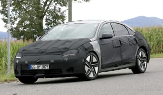 Hyundai Ioniq 6 - spyshot 2