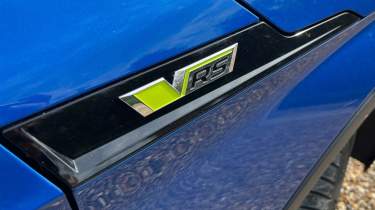 Skoda Elroq vRS - vRS badge