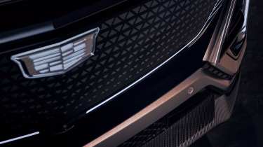 2026 Cadillac LYRIQ-V - front grille