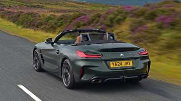 BMW Z4 - rear tracking 