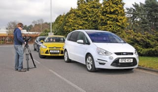 Ford S-MAX header
