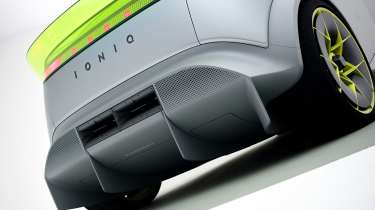 Hyundai Concept Three - rear detail