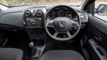 Dacia Sandero facelift - dash