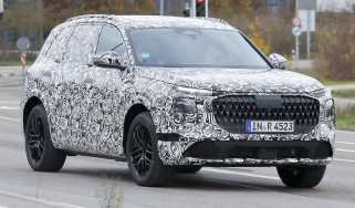 Audi Q7 spy shot - right front 3/4