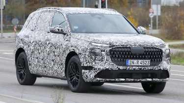 Audi Q7 spy shot - right front 3/4