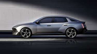 Hyundai Avante saloon - side profile