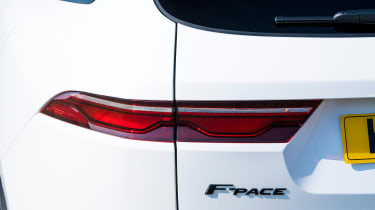 Jaguar F-Pace - badge