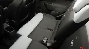 Fiat 500L sliding seat