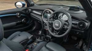 MINI%20Cooper%20Convertible%20NCA%202020-4.jpg