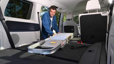 Volkswagen ID. Buzz LWB long-term - ladder in the boot