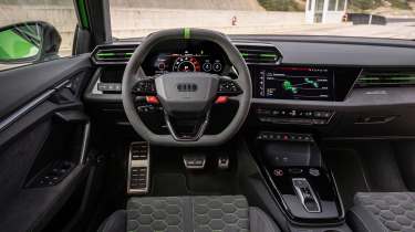 Audi RS 3 - dash