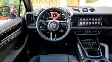 Porsche Cayenne GTS - dash