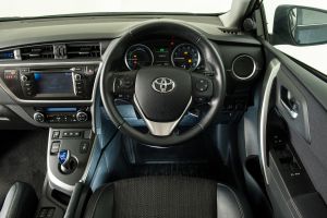 Toyota Auris Mk2 - dash