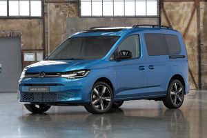 2020 Volkswagen Caddy - front blue