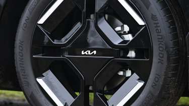 Kia EV3 - wheel