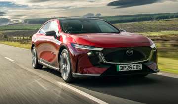 Mazda 6e - front tracking