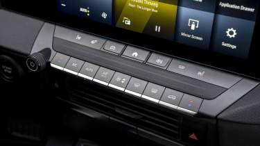 Vauxhall Astra - physical climate controls