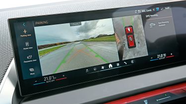 BMW X3 30e xDrive M Sport - camera system