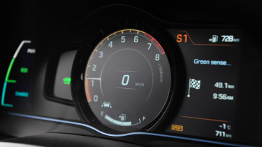 Hyundai Ioniq hybrid 2016 review - dials