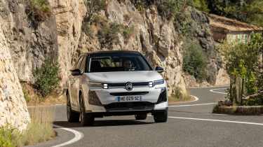 Citroen C5 Aircross You Hybrid 145 - front cornering